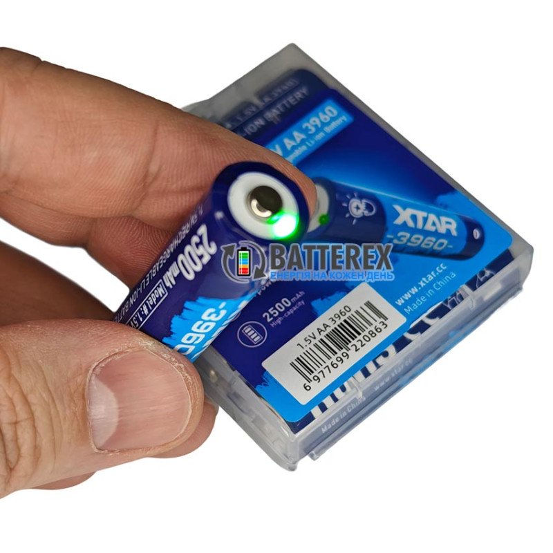 Аккумулятор АА Li-ion XTAR 3960mWh 2500mAh 1.5V Touch Check Power c проверкой уровня заряда нажатием на плюсовой контакт, постоянное напряжение 1.5В, упаковка 4 шт. в боксе