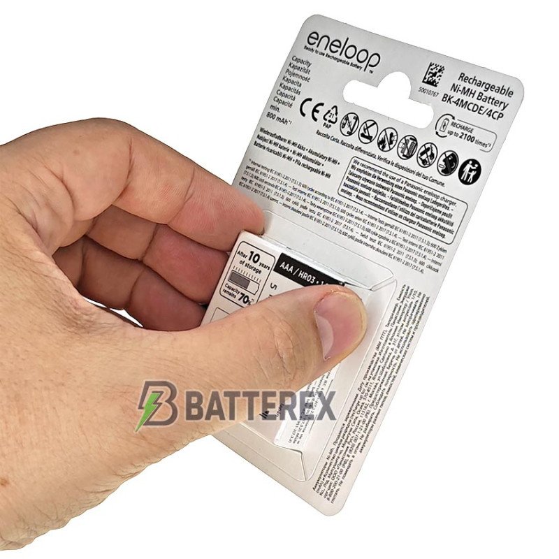 4 акумулятори AAA Panasonic Eneloop 800 mah BK-4MCDE 4CP CartonPack EcoBox в картонній еко-упаковці