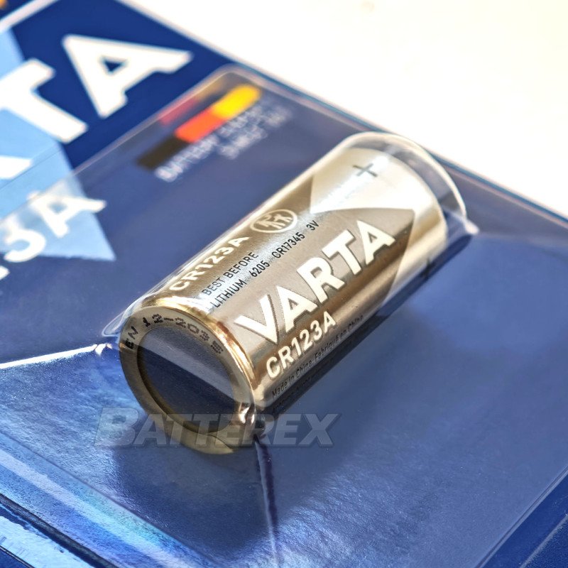 Батарейка літієва CR123A Varta Lithium 3V, картонна упаковка 1 шт.