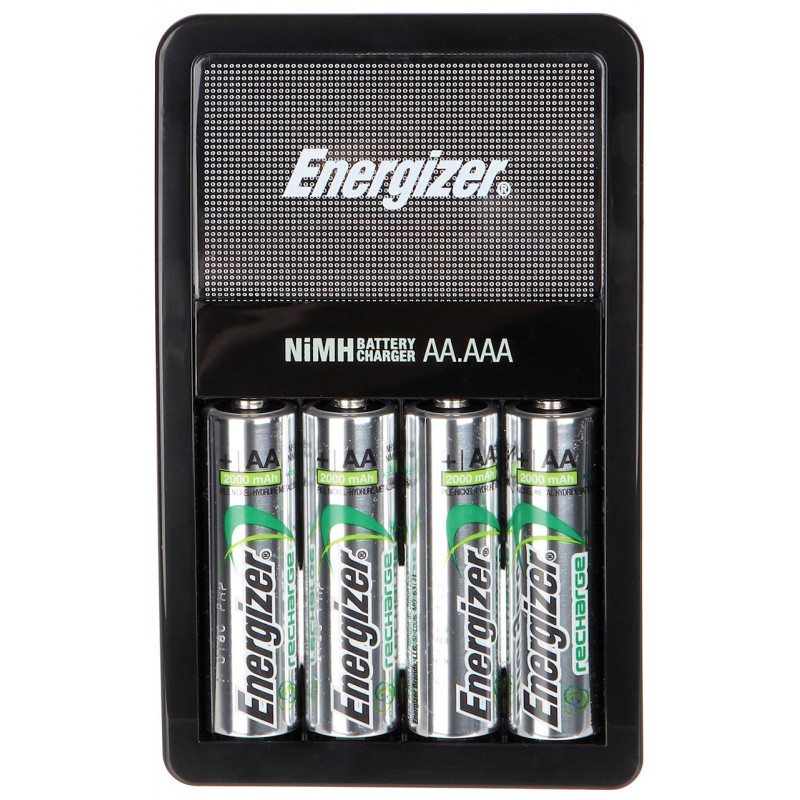 Зарядний пристрій Energizer MAXI Charger на 4 канали + 4 акумулятори AA Energizer 2000mah