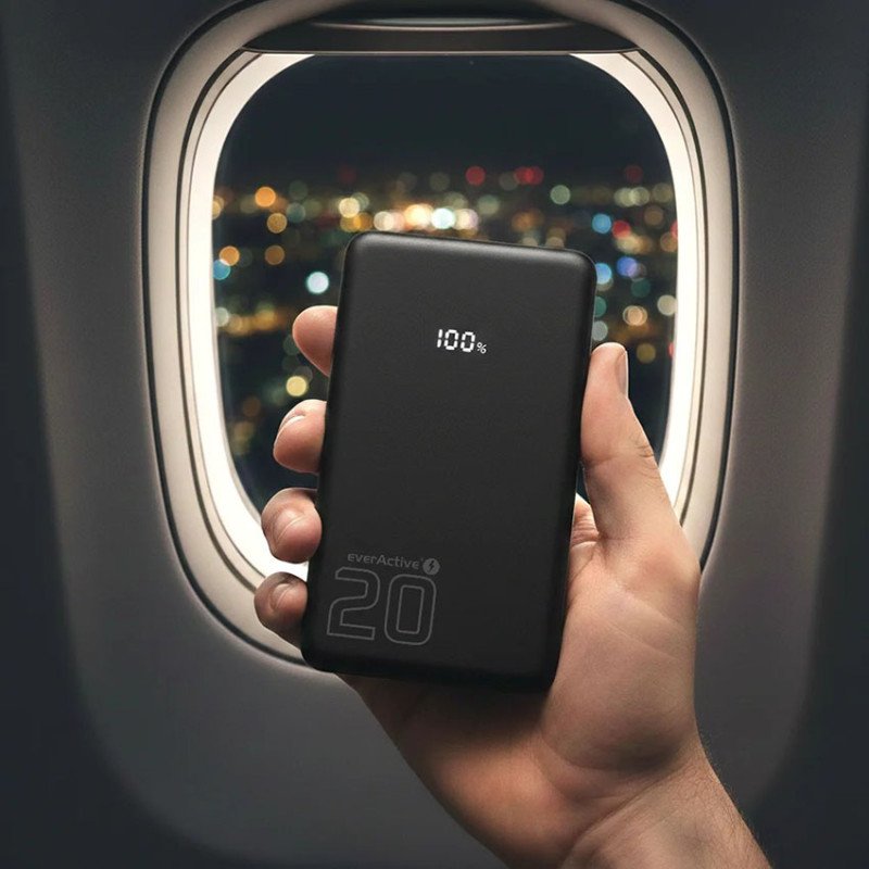 Повербанк із швидким зарядом EverActive Energy Bank EB-20QB 20000 mAh 20W QC+PD, наскрізний заряд Pass-through, дисплей