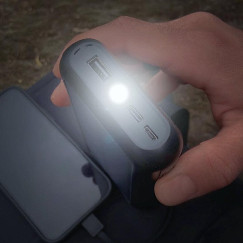 Повербанк Mibrand Extreme MI20K/S4W 20000mAh 15W Solar Charger PowerBank із сонячною панеллю, вбудованними кабелями та ліхтариком