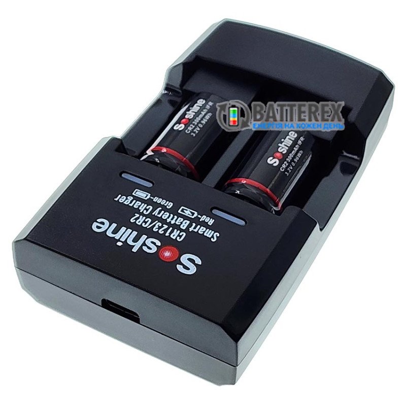Комплект зарядка + акумулятори: Soshine S5-Fe зарядний пристрій на 2x CR2/CR123 LiFePO4 + 2 акумулятори CR2 Soshine 300mAh 3.2V