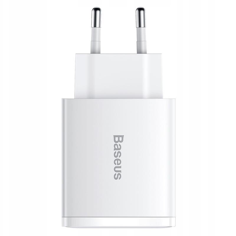 Зарядное устройство USB на 3 порта Baseus Compact Quick Charger 2U+C 30W White c быстрой зарядкой QC3.0 и PDстрой зарядкой QC3.0 и PD