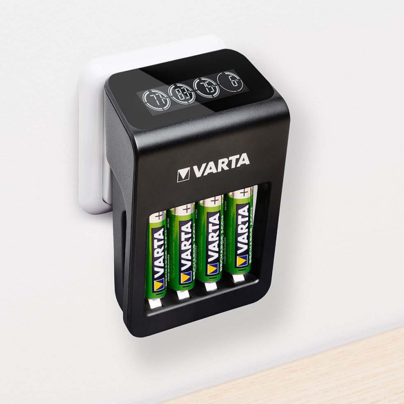 Зарядний пристрій Varta LCD Plug Charger Plus 57687 комплект АА акумулятори Varta 2100mah