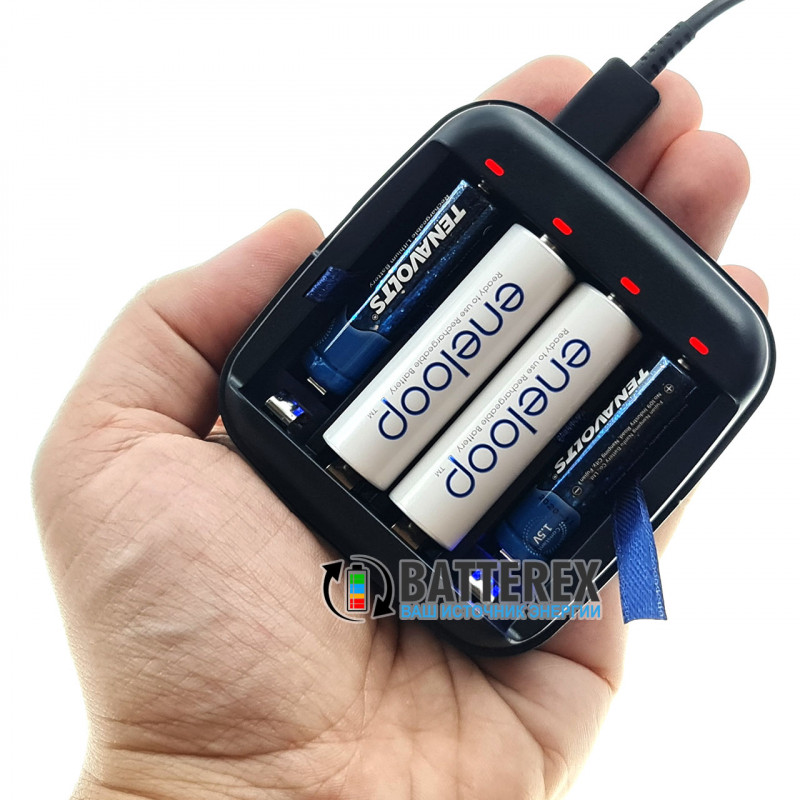 Зарядний пристрій XTAR BC4 для AA/AAA Li-ion 1.5V та NiMH 1.2V 