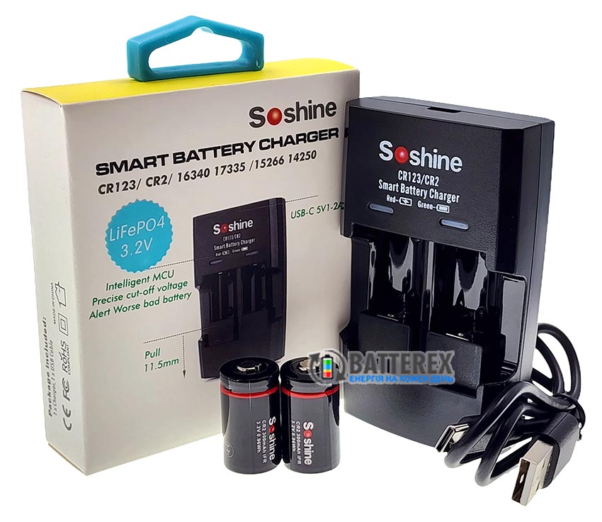 Soshine S5-Fe зарядний пристрій на 2x CR2/CR123 LiFePO4 + 2 акумулятори CR2 Soshine 300mAh 3.2V